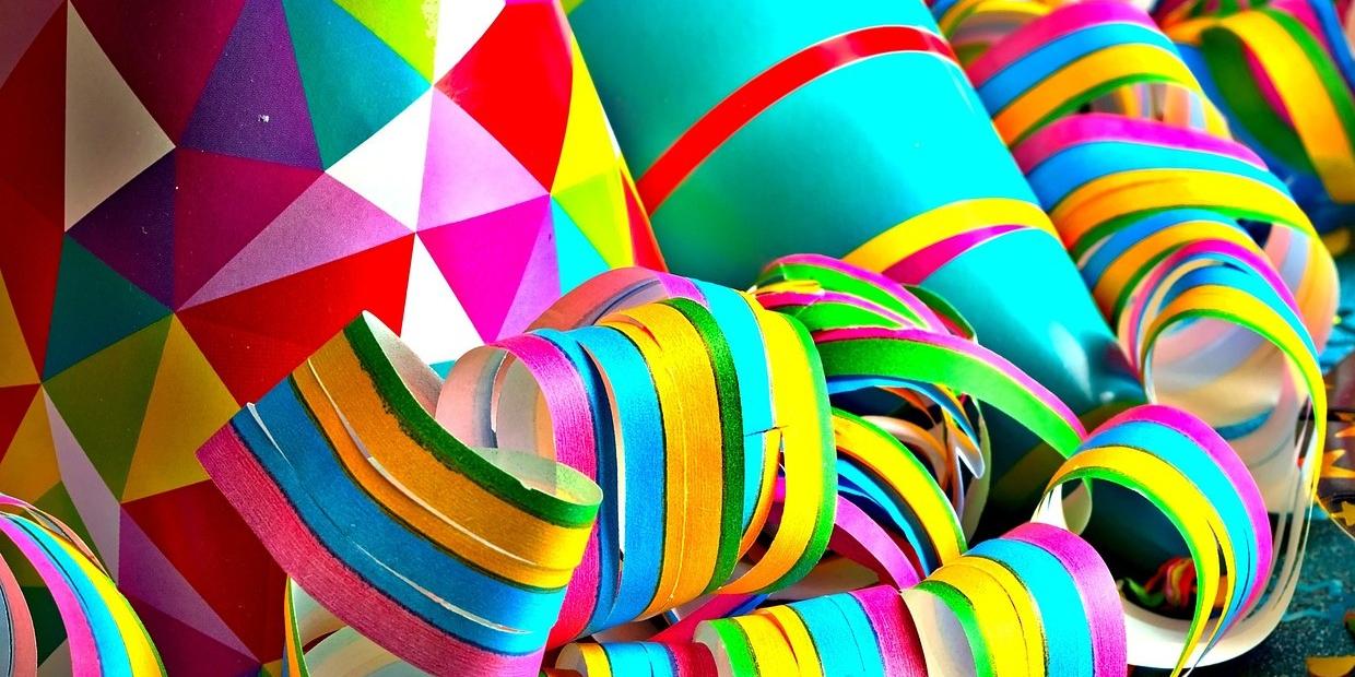 28366294-carnival-7785862_1920