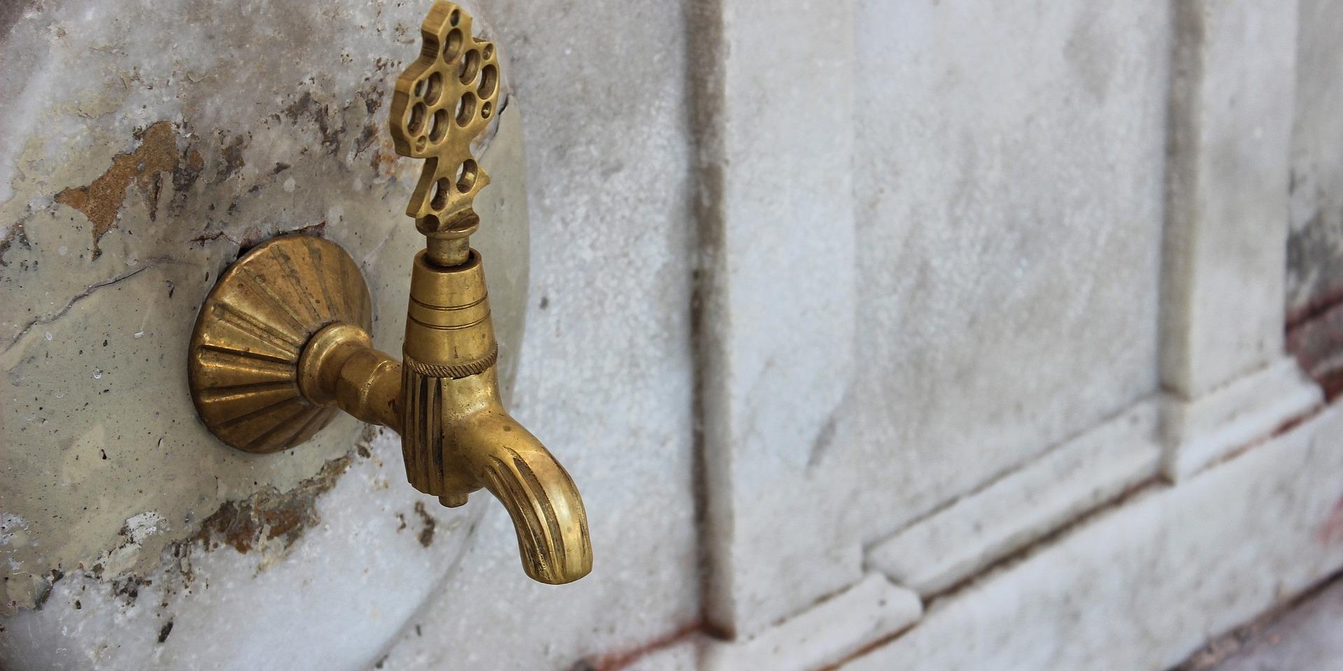 6000311-fountain-2687331_1920 (1)