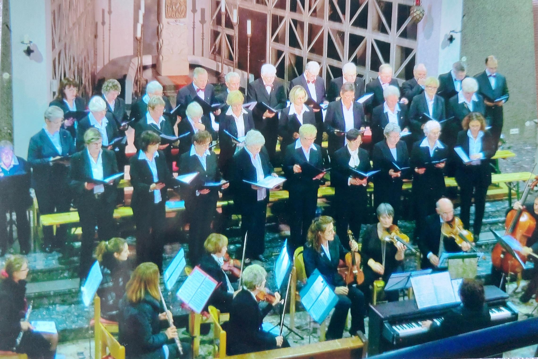 Kirchenchor St. Josef mit Orchester